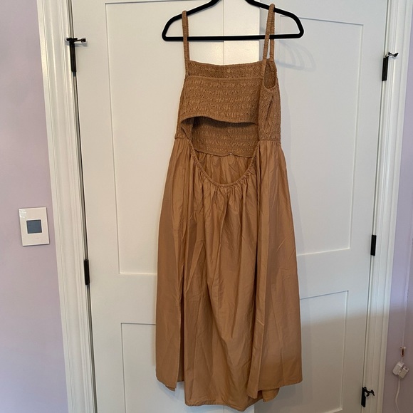 Old Navy Fit & Flare Sleeveless Cotton-Poplin Smocked-Bodice Midi Dress - Picture 6 of 6